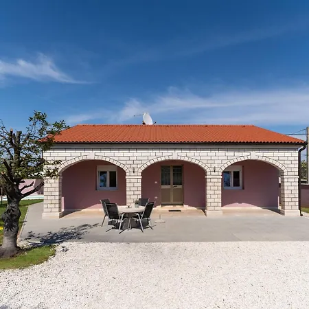Prázdninový dům Lilly By Interhome